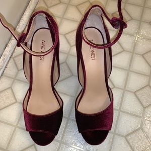 Nine West Velvet Pumps